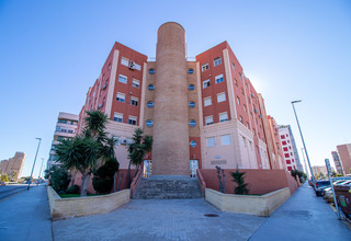 Apartmány na prodej v Playa de la Pobla de Farnals, Valencia. 