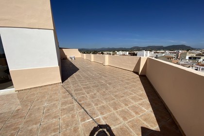Penthouse/Dachwohnung in Nucleo Urbano, Rafelbunyol, Valencia. 