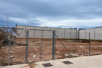 Industrial plot for sale in Poligo, Rafelbunyol, Valencia. 