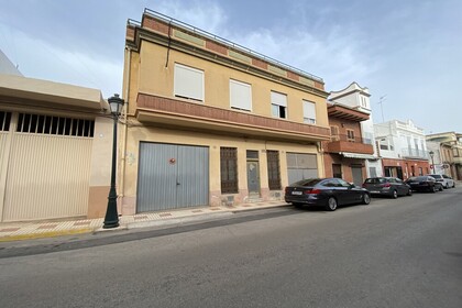 Huizen verkoop in Albuixech, Valencia. 